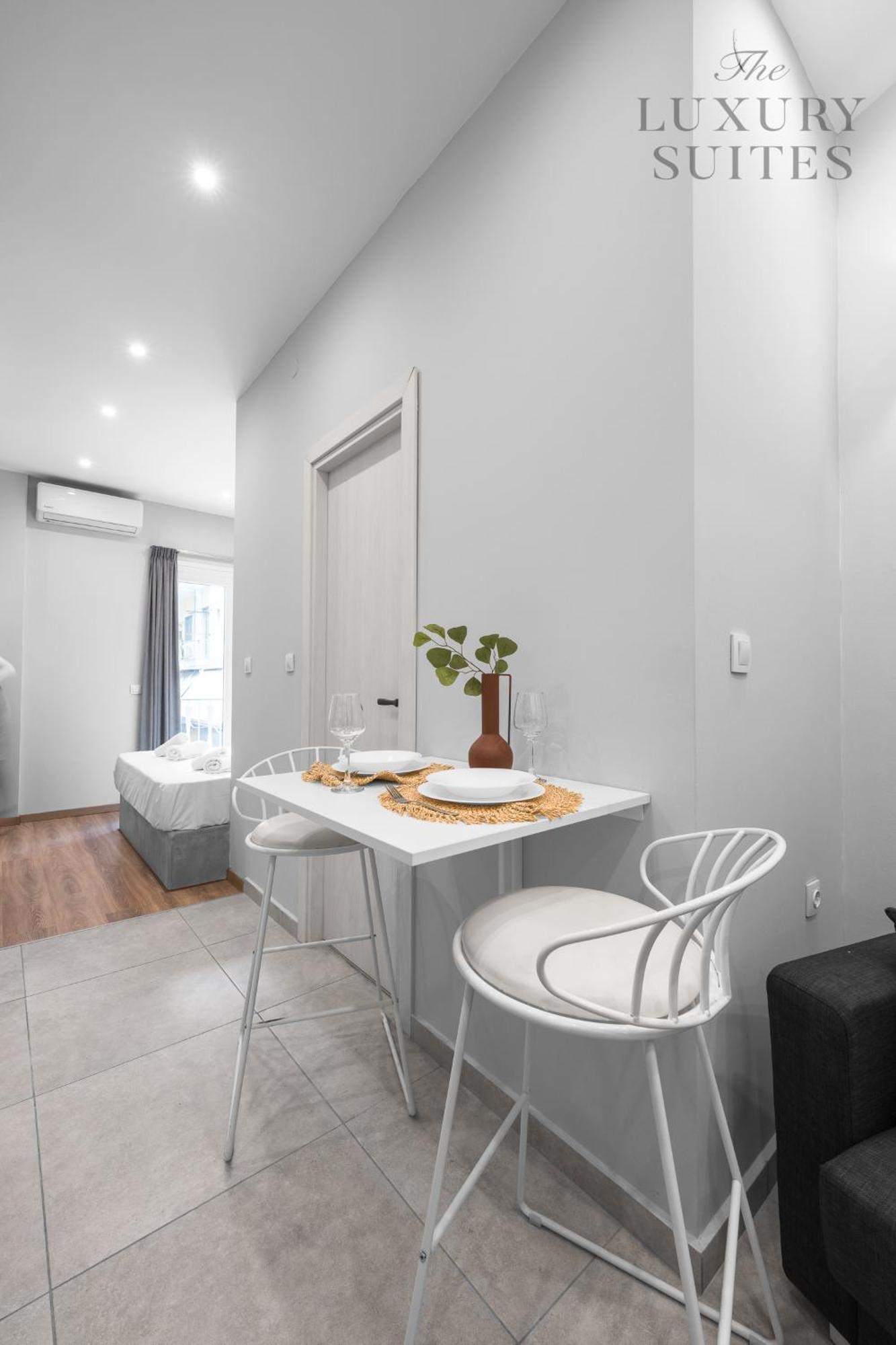 Mavili, The Luxury Suites เทสซาโลนิกิ ภายนอก รูปภาพ